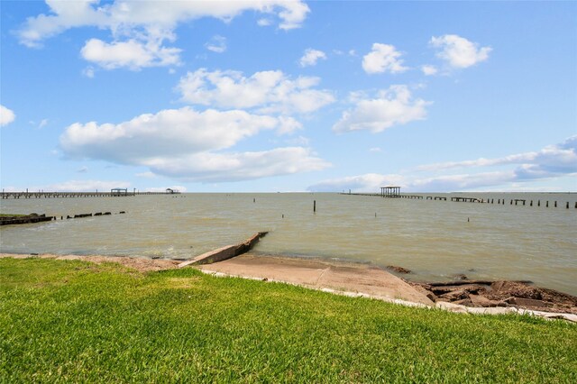 5400 Bayside Dr, Baytown, TX 77523 - photo 46