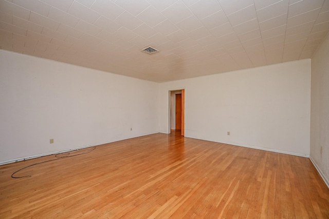 702 Mcdaniel St, Houston, TX 77022 - unfurnished room featuring light wood-style flooring