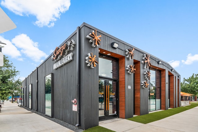 2609 Bevis St, Houston, TX 77008