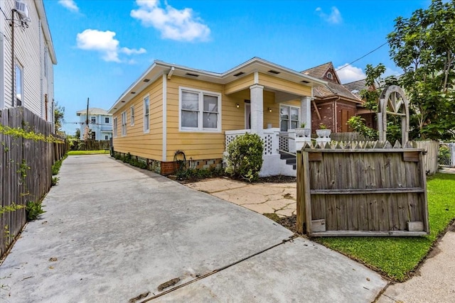 3321 Sealy Ave, Galveston, TX 77550 - photo 2