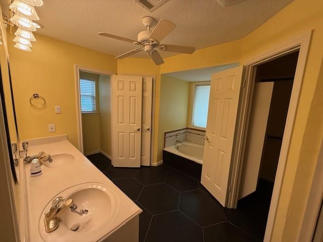 3702 Wildwood Ridge Dr, Houston, TX 77339 - photo 26