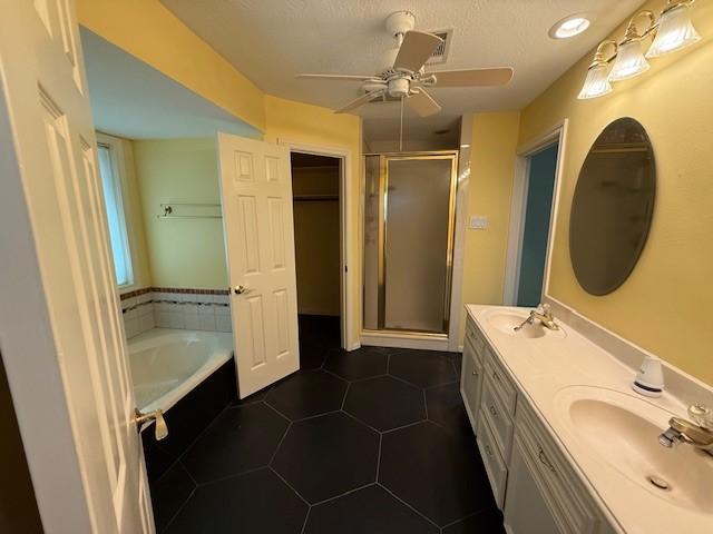 3702 Wildwood Ridge Dr, Houston, TX 77339 - photo 27