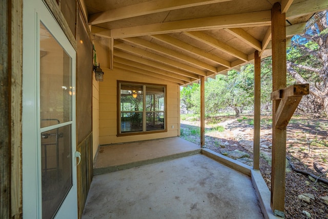 172 Candy Rd, Pipe Creek, TX 78063 - view of patio / terrace