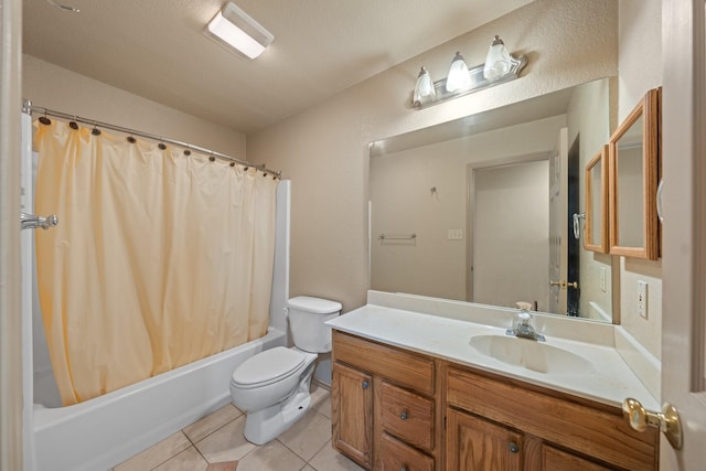 172 Candy Rd, Pipe Creek, TX 78063 - bathroom with vanity, tile patterned flooring, and shower / bath combo