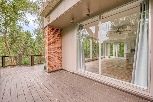 6628 Bayou Glen Rd Unit 6628, Houston, TX 77057 - view of wooden terrace