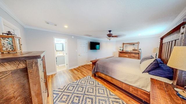 110 Four Master Rd, Freeport, TX 77541 - bedroom featuring ornamental molding, light wood-style floors, recessed lighting, and a ceiling fan
