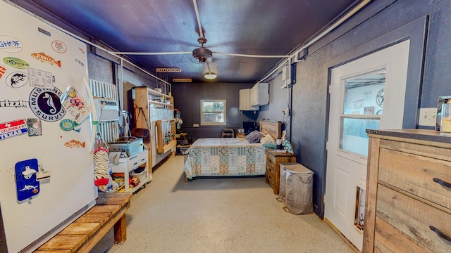 110 Four Master Rd, Freeport, TX 77541 - bedroom with speckle patterned floor