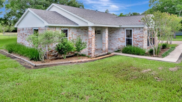 1121 S Wells St, Edna, TX 77957 - photo 4