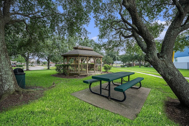 1726 Roaring Springs Ln, Seabrook, TX 77586 - view of home's community with a gazebo and a yard
