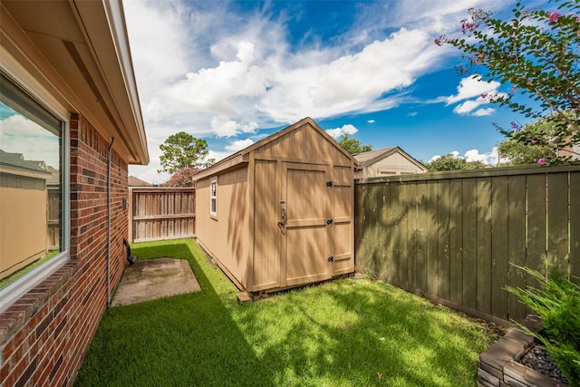 1013 Azalea Pointe, League City, TX 77573 - fenced backyard featuring a shed