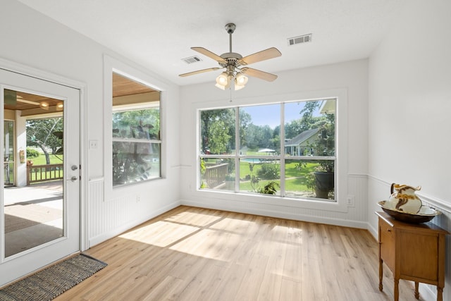 34310 High Point Dr, Magnolia, TX 77355 - sunroom with plenty of natural light