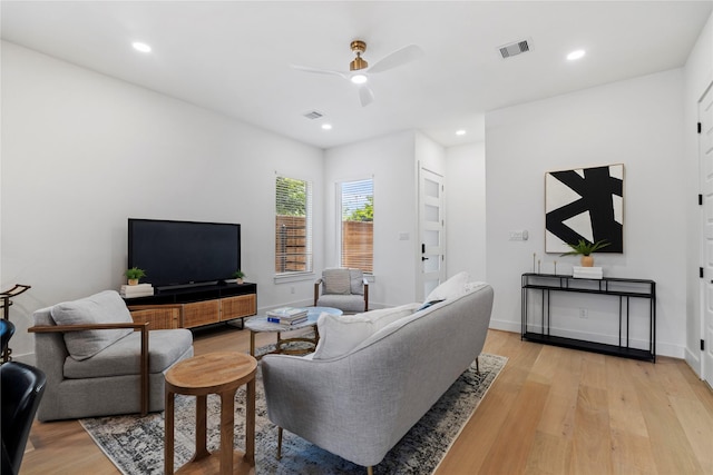 4110 Cortlandt St, Houston, TX 77018 - living area with light wood finished floors, a ceiling fan, and recessed lighting