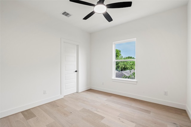 4110 Cortlandt St, Houston, TX 77018 - spare room featuring light wood-style floors and a ceiling fan