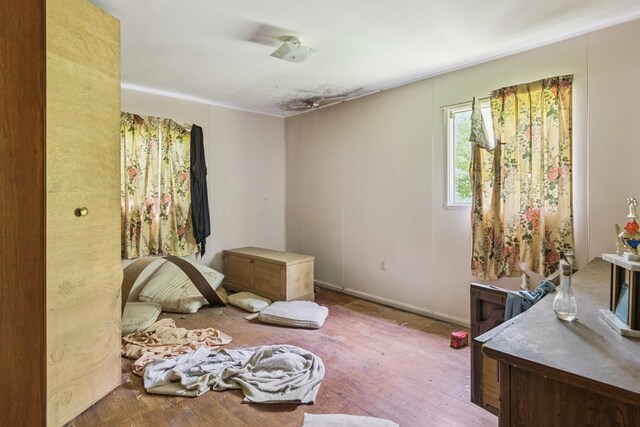 907 Linia Alfred St, Cleveland, TX 77327 - bedroom with wood finished floors