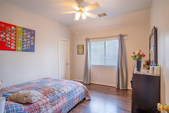 9434 Barretts Glen Ct, Houston, TX 77065 - bedroom featuring dark wood-type flooring and a ceiling fan