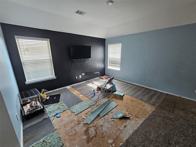 14902 Cypress Hollow Dr, Southeast Montgomery, TX 77357 - living room with baseboards