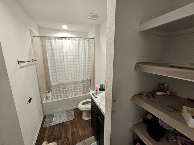 14902 Cypress Hollow Dr, Southeast Montgomery, TX 77357 - bathroom with wood finished floors, shower / tub combo with curtain, and vanity