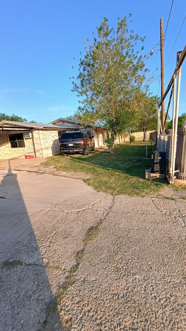 407 S Juarez St, Crystal City, TX 78839 - photo 5