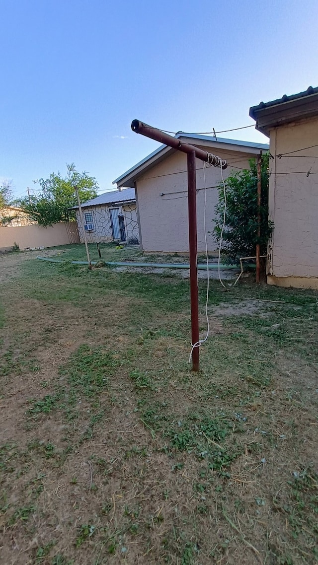 407 S Juarez St, Crystal City, TX 78839 - photo 3
