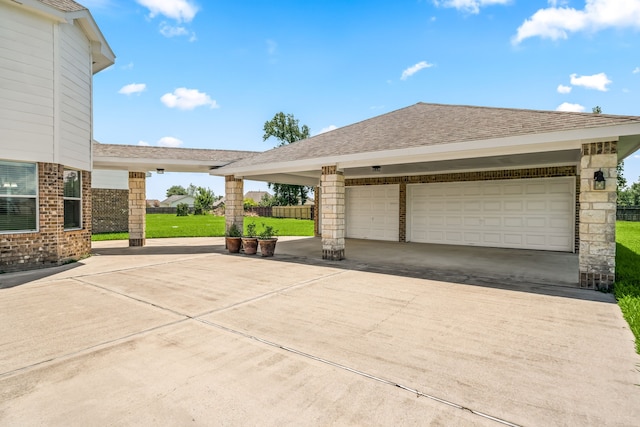 14910 High Meadow Ln, Baytown, TX 77523 - view of garage