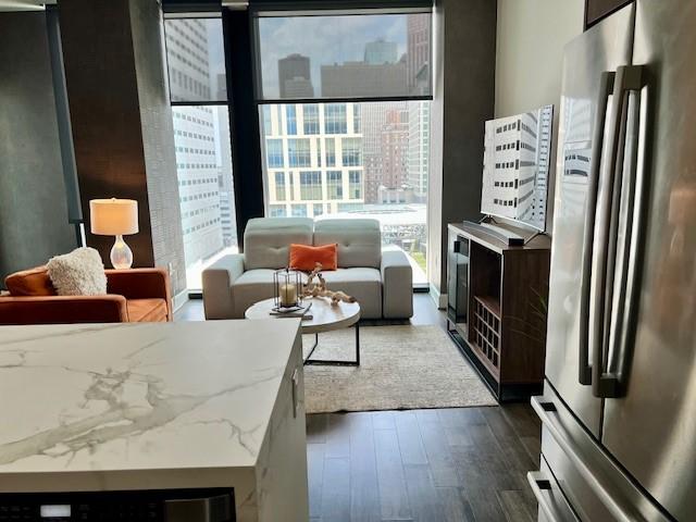 1211 Caroline St Unit 1007, Houston, TX 77002 - photo 5