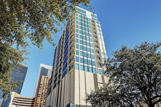 1211 Caroline St Unit 1007, Houston, TX 77002 - photo 17