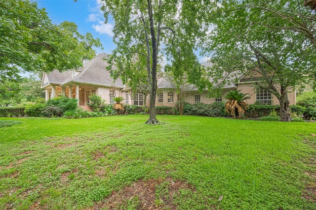 3665 Maranatha Dr, Sugar Land, TX 77479 - view of green lawn