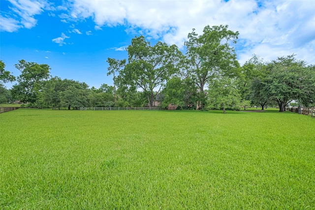 3665 Maranatha Dr, Sugar Land, TX 77479 - view of yard