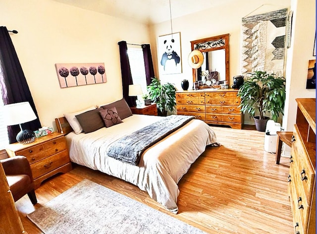 8010 N Tarrytown Crossing Dr, Conroe, TX 77304 - bedroom featuring wood finished floors