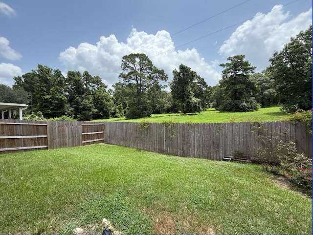 8010 N Tarrytown Crossing Dr, Conroe, TX 77304 - view of fenced backyard