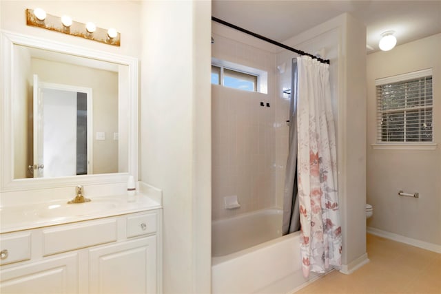 216 Willow Pointe Dr, League City, TX 77573 - full bath featuring vanity and shower / bath combo with shower curtain