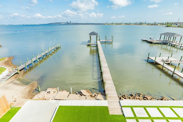 9208 W Bay Rd, Galveston, TX 77554 - photo 22