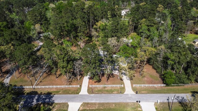 15 W Lake Forest Ct, Conroe, TX 77384 - photo 2