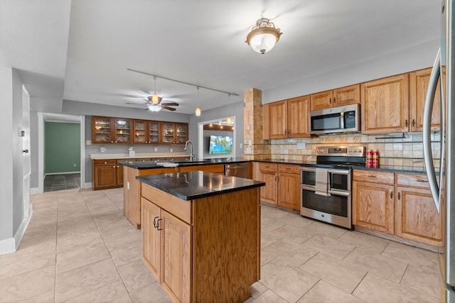 15 W Lake Forest Ct, Conroe, TX 77384 - photo 11