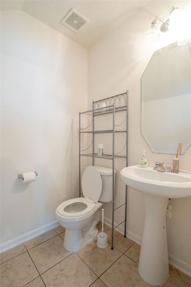 1119 Grassy View Dr, Houston, TX 77073 - bathroom with tile patterned floors