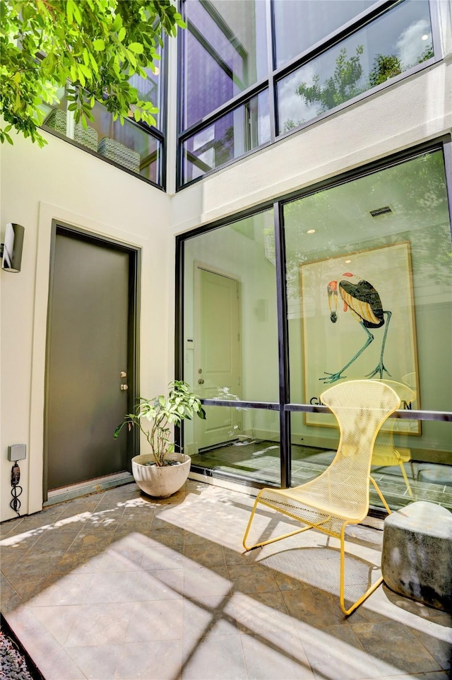 5007 Dickson St, Houston, TX 77007 - view of exterior entry featuring a patio