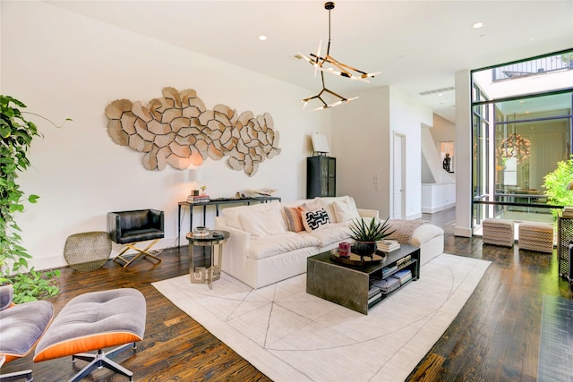 5007 Dickson St, Houston, TX 77007 - living area with wood finished floors and recessed lighting