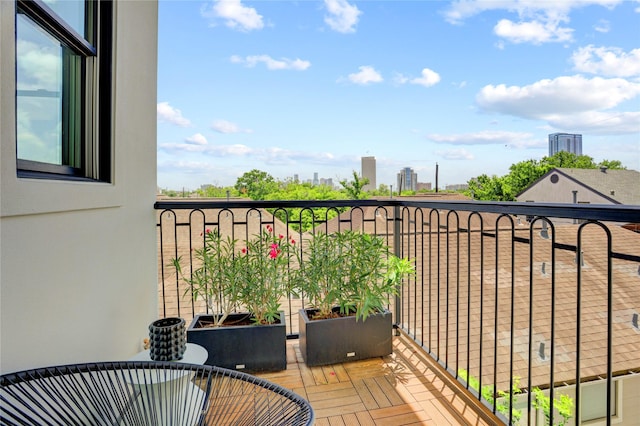5007 Dickson St, Houston, TX 77007 - balcony featuring a city view