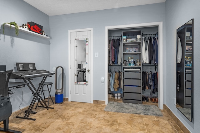3926 Lavender St, Houston, TX 77026 - office space featuring baseboards