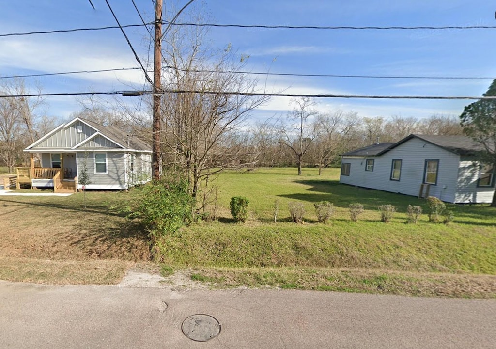 6006 Bacher St, Houston, TX 77028