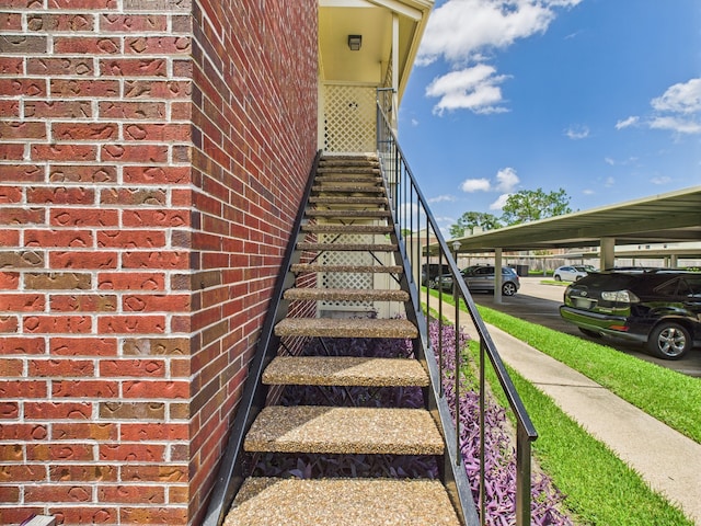 8055 Cambridge St Unit 26, Houston, TX 77054 - view of staircase