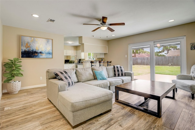 5522 Duxbury St, Houston, TX 77035 - photo 1