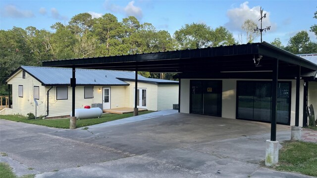 389 E Lumbermans Rd, Onalaska, TX 77360 - photo 13
