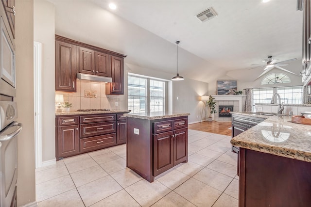 22914 Cove Timbers Ct, Tomball, TX 77375 - photo 5