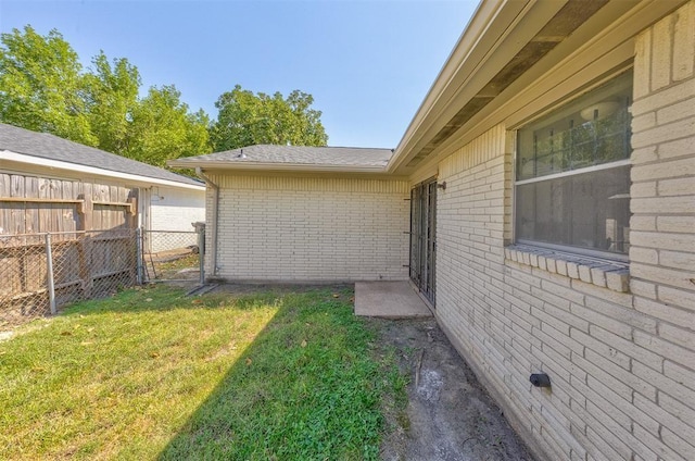12938 S Coast Dr, Houston, TX 77047 - view of yard