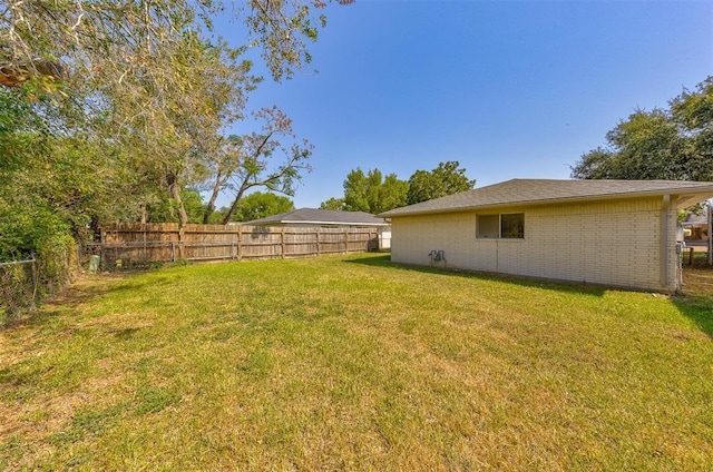 12938 S Coast Dr, Houston, TX 77047 - view of fenced backyard