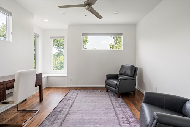 543 Threlkeld St, Houston, TX 77007 - sitting room featuring wood finished floors, recessed lighting, and ceiling fan
