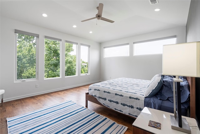543 Threlkeld St, Houston, TX 77007 - bedroom featuring multiple windows, recessed lighting, wood finished floors, and a ceiling fan