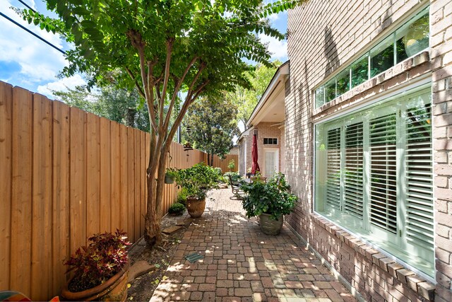 1310 Whispering Pines Dr, Houston, TX 77055 - view of patio