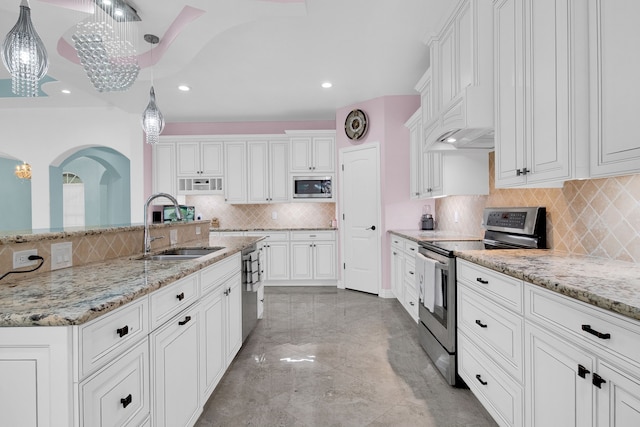 9942 Ramzi Dr, Conroe, TX 77303 - photo 5